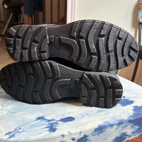 Motorcycle Boots - Picture 9 of 11